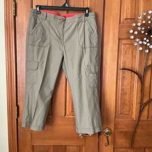 Tommy Hilfiger Olive Green Cargo Capris with contrast orange inside Waistband.